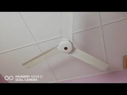 Kdk has a few types of remote control ceiling fan with different features such as yuragi function, led light design with 3 level control, temperature sensor, on or off off timer and sleep mode. Rare Kdk Industrial Ceiling Fan Ø¯ÛŒØ¯Ø¦Ùˆ Dideo