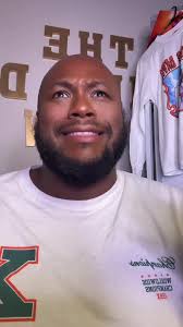 Im Worldwide Kandi Burrus