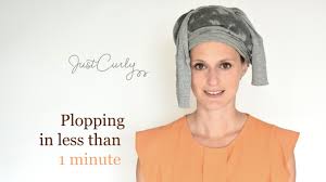 Discover hair plopping for naturally curly hair. Plopping Curly Hair In Less Than 1 Minute Justcurly Com