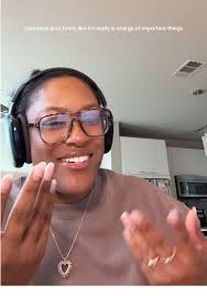 Experiencing Corporate Life: Humor and Insights