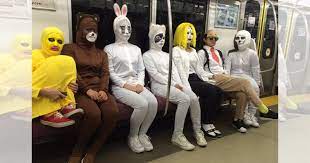電車の中にリアルlineキャラ 思わず二度見した笑撃的なつぶやき16選 ハロウィン 動画 面白い写真 面白い画像