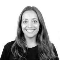 300+ perfiles de «Laia»