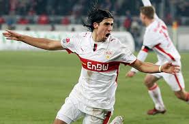 Seine elf tore machte er letzte saison als silas wamangituka. So Soll Das Neue Trikot Des Vfb Stuttgart Aussehen In Unserer Bildergalerie Haben Wir Die Trikots Der Vergangenen Jahre Zusammengestellt Stuttgarter Nachrichten