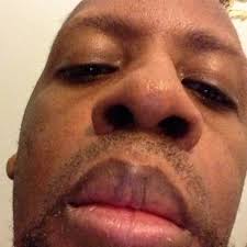 Wayne Ambrose (@GoldernFruit)