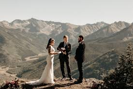 Move to a romantic venue at your wedding location that can accommodate everyone. How To Elope 7 Step Guide For Couples Wandering Weddings