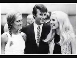 She studied at the conservatory institute benedetto marcello and has known american poet and writer. Dalida E Patty Pravo La Bambola 1968 Tony Actresses Pop Music