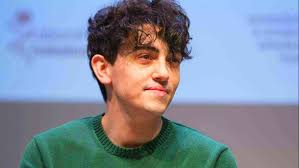 Michele bravi e chiara, stop all'omofobia. Michele Bravi Chiede Di Patteggiare L Accusa E Di Omicidio Stradale