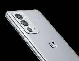 OnePlus 9RT official-looking renders ...