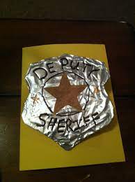 Homemade Police Badge Police Badge Prek Crafts Kids Police