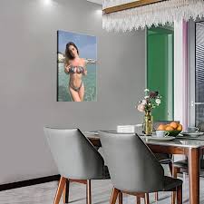 Italian Sexy Beauty Model Laura Sommaruga Figure Portrait Poster 3 Canvas  Art Wall Poster Printing Office Bedroom Aesthetic Poster Living  Room12x18inch(30x45cm) Frame-style : Amazon.ca: Home