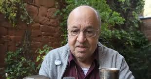 Pfarrer versteckt Thora-Rollen während NS-Zeit in Werkstatt