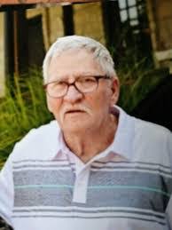 Thomas Linville's Instagram, Twitter & Facebook