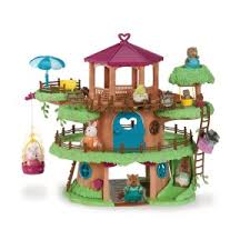 Baby dolls are beneficial christmas gifts for young girls because they kelp kids develop kindness and responsibility through pretend play. Christmas Gift Ideas For Little Girls Ages 3 5 Sugar Maple Notes