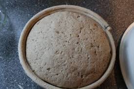 Alte Backertradition Neu Aufgelebt Roggensauerteigbrot Rezept Selbstgemacht Mitliebegemacht In 2020 Brot Selber Backen Rezept Brot Backen Rezept Brot Backen Ohne Hefe