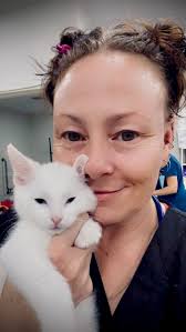 Meet Our Team-Meow & Friends Community Vet