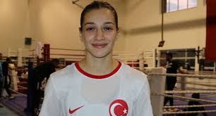 Buse naz çakıroğlu'ndan gelecek madalya haberleri beklenirken buse naz çakıroğlu'nun hayatına dair bilgiler merak konusu oldu. Buse Naz Cakiroglu Dunya Ikincisi Oldu Son Dakika Haberleri