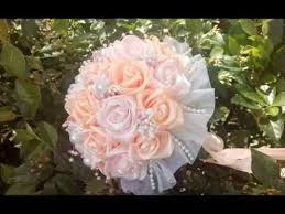 как сделать розу из атласной ленты для свадебного букета Buket Iz Lent Na Lyuboj Vash Prazdnik Youtube Svatebni Kytice Kytice