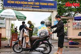 Khám bệnh (cơ sở giải phóng, kim chung). 0g0tztrfysqvtm
