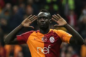 Woody allen, filmde, radyonun 1940'lı yılların toplumsal yaşantısında ne denli önemli bir rol oynadığının altını çiziyor esas olarak. Diagne Icin 13 Milyon Euro Ntvspor Net