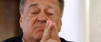 Neverjetno, kaj se vse počnejo, da ne bi oglobili Jankovićevega audija:  novo pismo policije in popolni medijski mrk