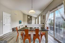 sold 3197 silbury hill downingtown pa 19335 4 beds 2 full baths 1 half bath 410000 sold listing mls pact506596 crossroads realty