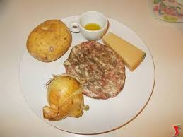 Foderate la teglia con della carta da forno che avrete prima bagnato e strizzato (in modo che non bruci durante la cottura). Hamburger Al Forno Ricette Hamburger Ricetta Dell Hamburger Al Forno
