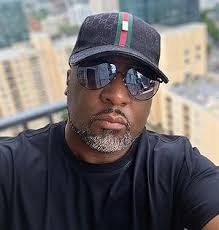 Cameron Cottrell's Instagram, Twitter & Facebook