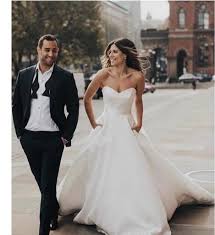 Simple Satin A Line Wedding Dresses With Pockets Sweetheart Bridal Wedding Gowns Zipper Back Sweep Cheap Bride Dress A Line Wedding Dress Sweetheart Sweetheart Wedding Dress Wedding Dress With Pockets
