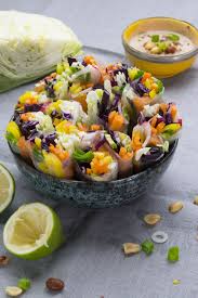 Sommerrollen Mit Spitzkohl Und Erdnuss Dipp Sommerrollen Spitzkohl Asiatische Rezepte