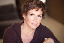 Elisa Coleman's Instagram, Twitter & Facebook