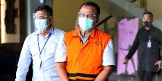 Kali ini, produsen hoax menyebar kabar bahwa susi pudjiastuti menari di. Uuckvzrl3zssrm