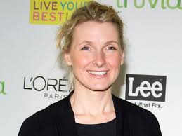 &quot;Eat, Pray, Love&quot; author Elizabeth Gilbert is getting more and more involved in politics, it seems. - 101015_elizabeth_gilbert_ap_522_regular