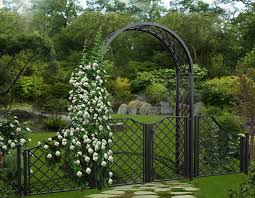 Find many great new & used options and get the best deals for tannenholz pergola mit tor garten rosenbogen torbogen spalier rankhilfe 206 cm at the best online prices at ebay! Rosenbogen Mit Tur Tor Oder Doppelflugeliger Tur Garten Blog