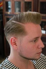 Résultat de recherche d'images pour "men's side part"