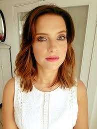 Enya Sullivan Makeup and Hair