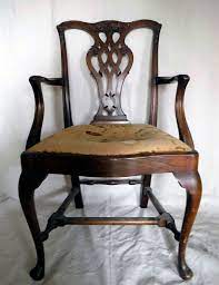 Make sure to save the screws for reattaching the seat to the chair base after you are done. How To Reupholster A Dining Room Chair The Daily World