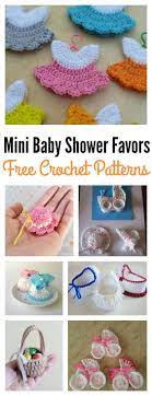 10 Crochet Mini Baby Shower Favors With Free Patterns Crochet Baby Crochet Gifts Crochet