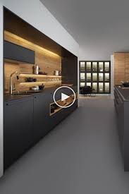 Elle se caractérise par un mix équilibré de matériaux lui conférant une belle touche de sophistication. Luxuskche Design Pour Votre Maison Cuisine Ideesdecuisine Kitchenideas Cuisines Design Decoration Cuisine Moderne Design De Cuisine De Luxe