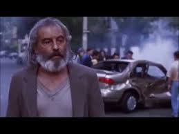 Paramparca Asklar Kopekler Amores Perros Bicaklama Araba Kacis Sahnesi Turkce Youtube