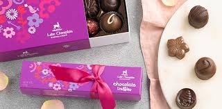 Looking for a unique valentine's day gift for that special someone? 8 Valentine S Day Gifts Ideas For Friends 2021 Lake Champlain Chocolates