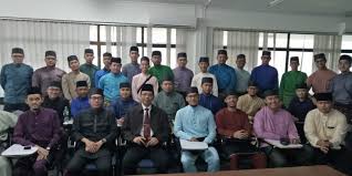 Ketiga wni saat ini sedang dirawat di pusat pengasingan kebangsaan alias national isolation centre di tutong dan dalam keadaan baik dan stabil. Guru Besar Uin Sampaikan Kuliah Di Brunei Darussalam Universitas Islam Negeri Raden Intan Lampung Uin Raden Intan Lampung