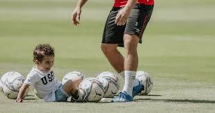 It looks like you may be having problems playing this video. ÙˆØµÙ„Ø© Ù„Ø¹Ø¨ ØªØ¬Ù…Ø¹ Ù…Ø­Ù…Ø¯ Ù…Ø­Ù…ÙˆØ¯ ÙˆÙ†Ø¬Ù„ Ø£ÙŠÙ…Ù† Ø£Ø´Ø±Ù ÙÙ‰ Ù…Ø±Ø§Ù† Ø§Ù„Ø£Ù‡Ù„Ù‰ Ø§Ù„ÙŠÙˆÙ… Ø§Ù„Ø³Ø§Ø¨Ø¹