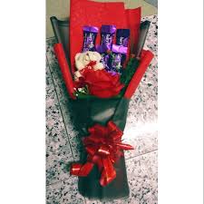 Kali ni kak share cara buat bouquet dengan menggunakan 1 coklat sahaja. Chocolate Bouquet With Teddybear Shopee Malaysia