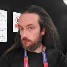 Christopher Crouch (@Christhepiper)