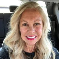 Christine Sever's Instagram, Twitter & Facebook