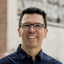 Craig Curry's Instagram, Twitter & Facebook