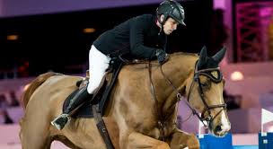 Guillaume canet arrive désormais à se consacrer à l'équitation et au cinéma… et bien entendu aussi à marion « ça m'apporte beaucoup de choses ». Guillaume Canet Au Concours De Saut D Obstacles De Paris Sport 365