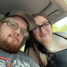 What wire to hook electric fuel pump to?