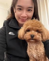 今天發現台新信用卡被盜刷1萬多塊， 緊急打台新信用卡客服， 很快接通專員服務， 台新說發生當下即發現不對勁， 因為這張卡幾乎都是國內消費，  那天確有3筆海外刷卡， 其中一筆沒刷成功， 台新來電確認但我沒接到， 總之這筆台新會處理， 一年內另一張星展也被盜刷過， 盜 ...