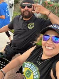 Mfkrs just swinging everywhere